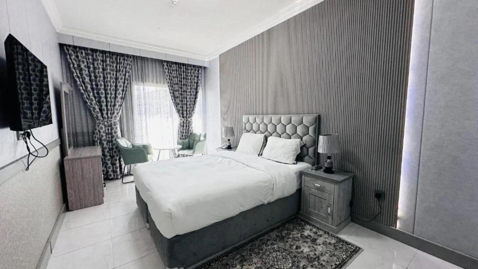 Belvilla Luxury Marino Near Deira Clock Tower Dubai 4*,