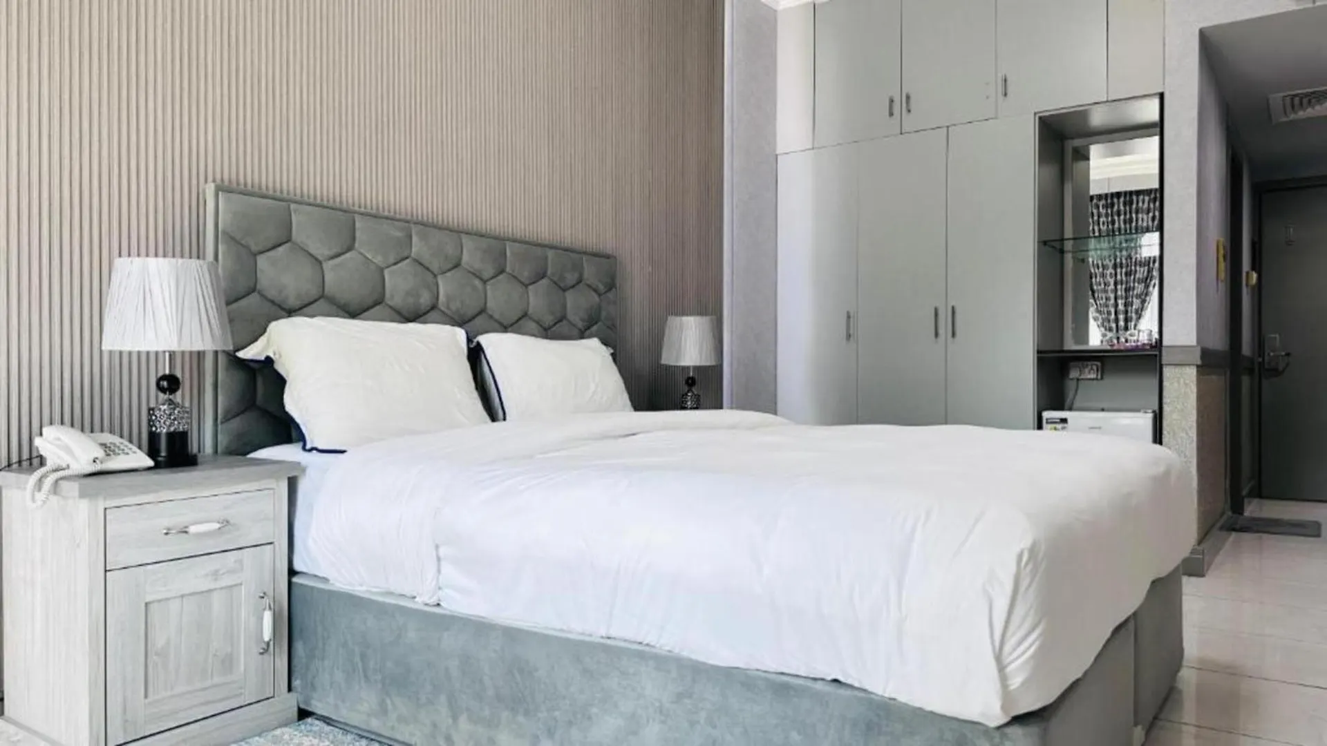 Belvilla Luxury Marino Near Deira Clock Tower Dubai United Arab Emirates