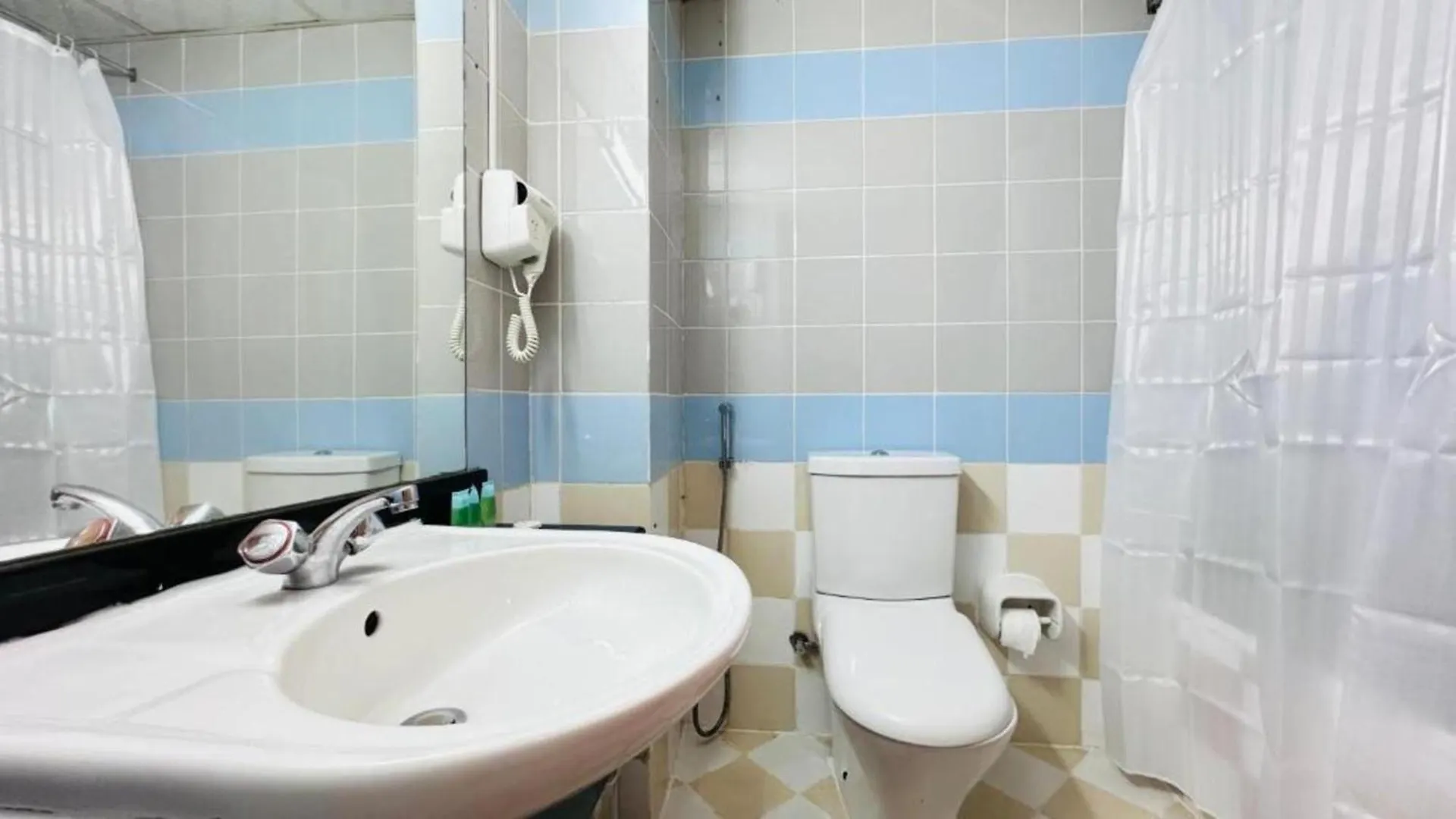 Belvilla Luxury Marino Near Deira Clock Tower Dubai 4*,