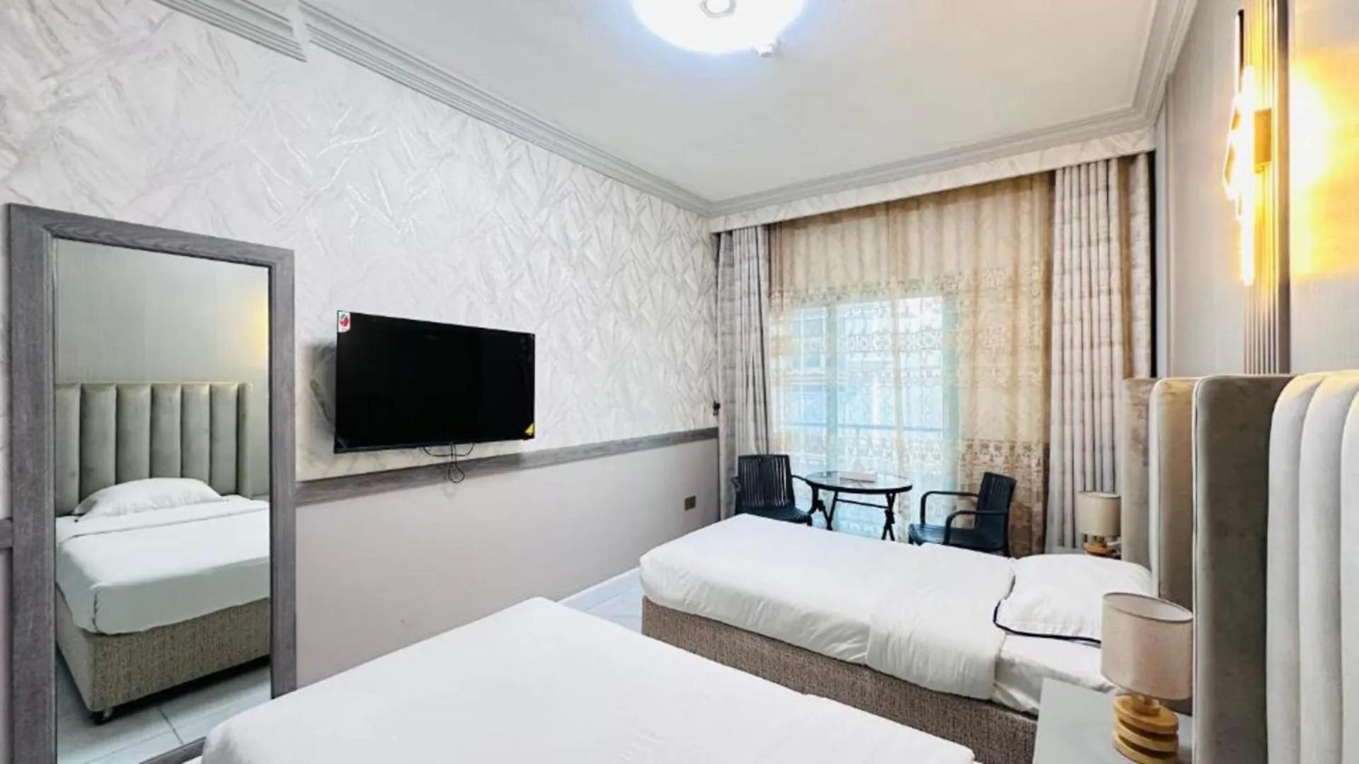 Belvilla Luxury Marino Near Deira Clock Tower Dubaj Hotel
