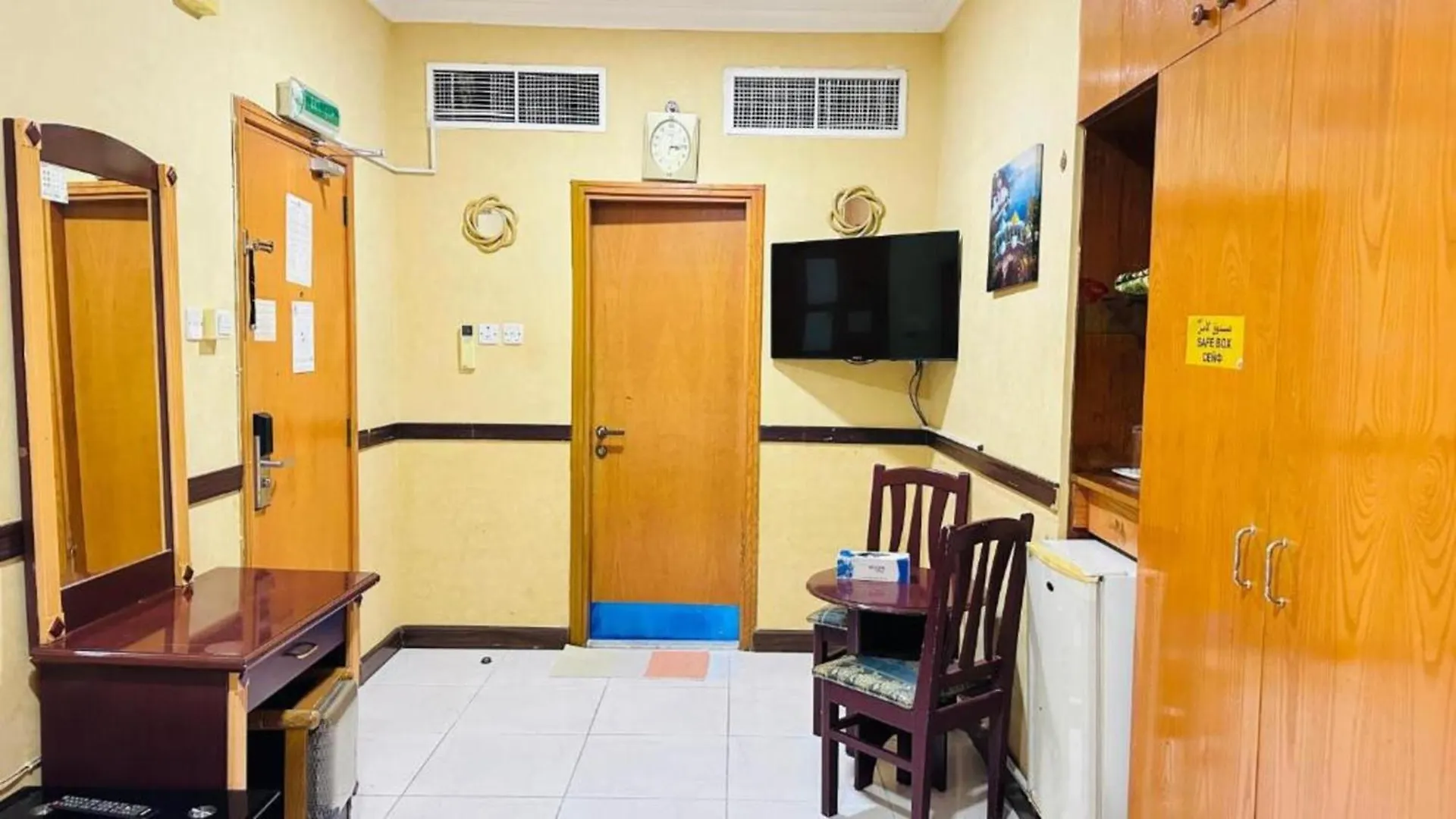 Belvilla Luxury Marino Near Deira Clock Tower Dubaj Hotel